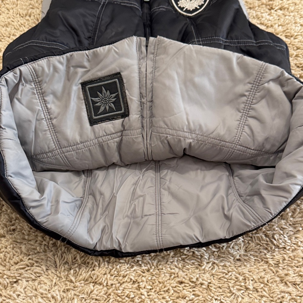 Alp-N-Rock "Let it Snow" Reversible Puffer Vest, Black Gray, Womens sz XS / 2 - Picture 7 of 16